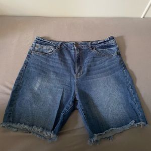 FOREVER 21 JEAN MOM SHORTS!